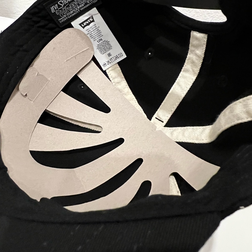 Levi’s SnapBack NWT - Picture 8 of 9